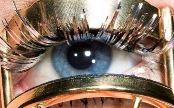 toilet-paper-Maurizio-Cattelan-Pierpaolo-Ferrari-4