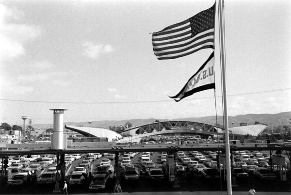 Juxtapoz-LifeDrugWar-09