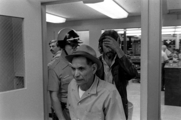 Juxtapoz-LifeDrugWar-14