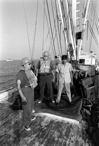 Juxtapoz-LifeDrugWar-19