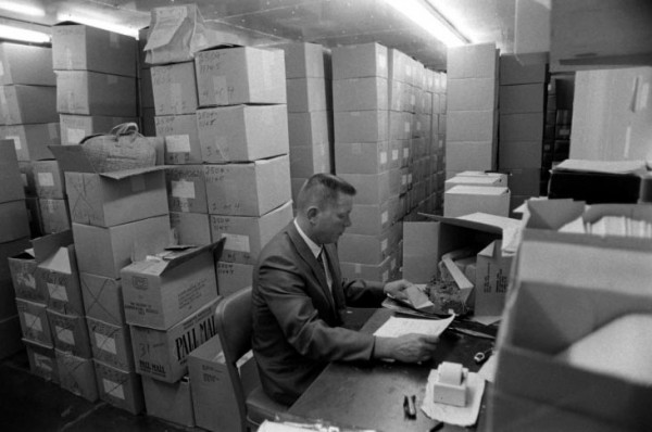 Juxtapoz-LifeDrugWar-26