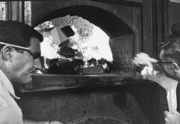 Juxtapoz-LifeDrugWar-30